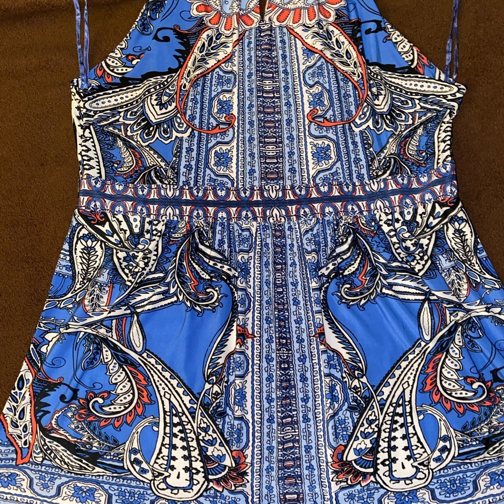 Beautiful high neck sleeveless top